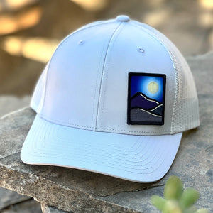 Full Moon Curved-Brim Trucker (Silver)