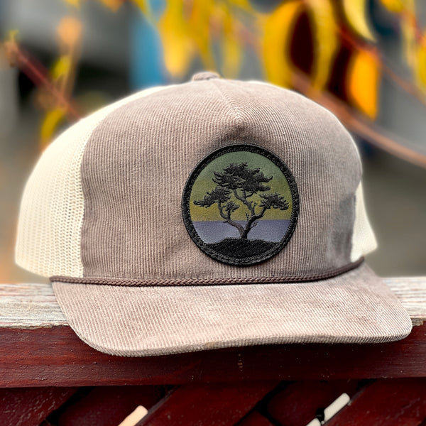 Blackout Cypress Corduroy Trucker (Brown/Sand)