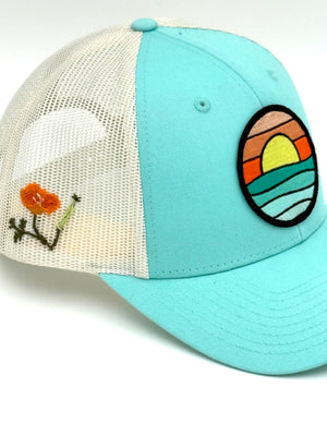 Poppy Serenity Curved-Brim Trucker (Seafoam/Ivory)