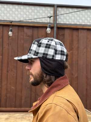 Blackout Cypress Quilted Thermal Hat (Black/White)