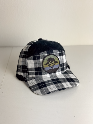 Blackout Cypress Quilted Thermal Hat (Black/White)