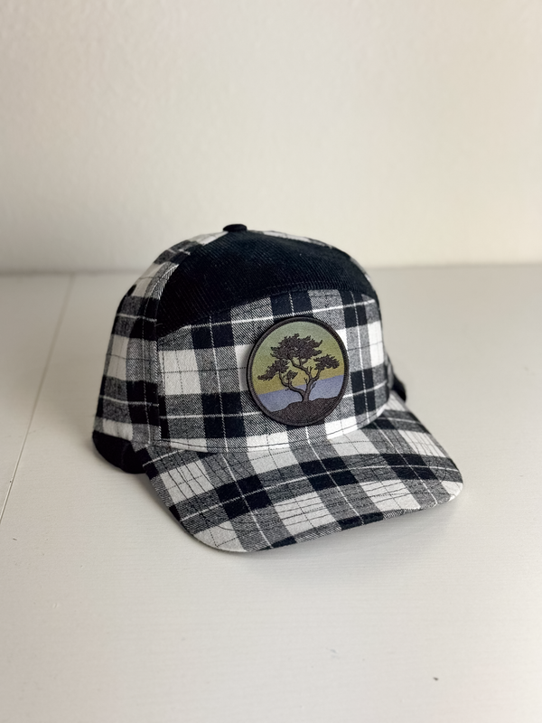 Blackout Cypress Quilted Thermal Hat (Black/White)