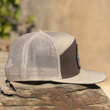 7-Panel Trucker (Brown/Sand) with Mountains Patch