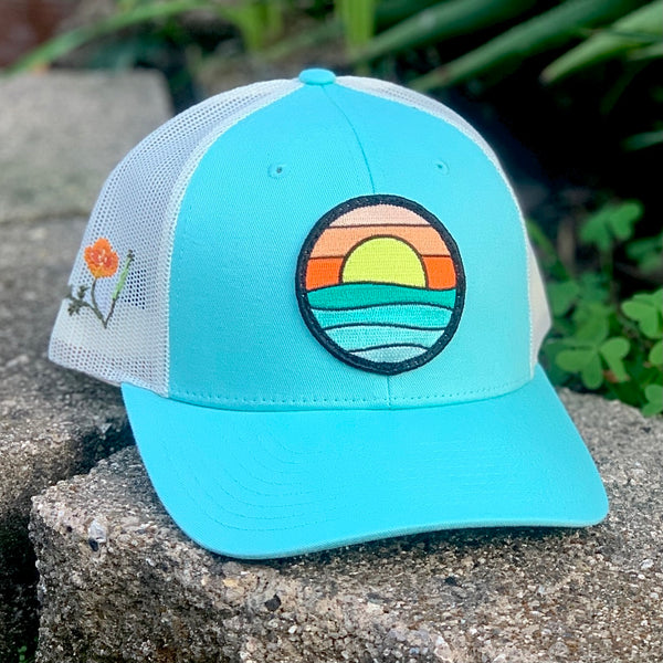 Poppy Serenity Curved-Brim Trucker (Seafoam/Ivory)